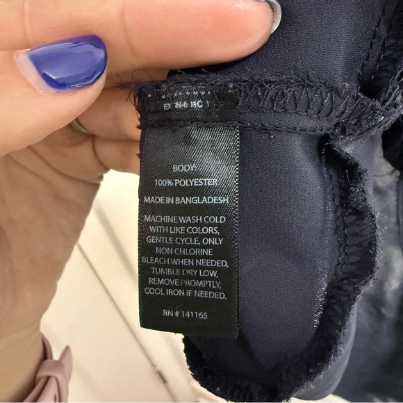 Have Bernard lightweight button up size medium - Picture 4 of 4